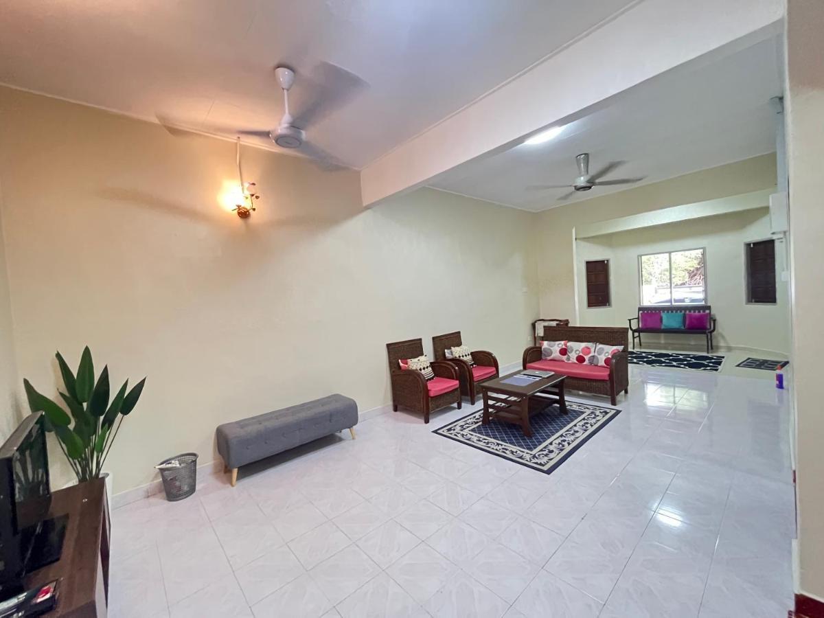Ahza My Homestay Kemaman Chukai Luaran gambar